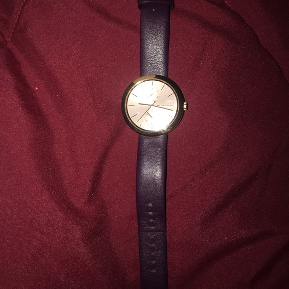 MK purple watch - Picture 7 of 7